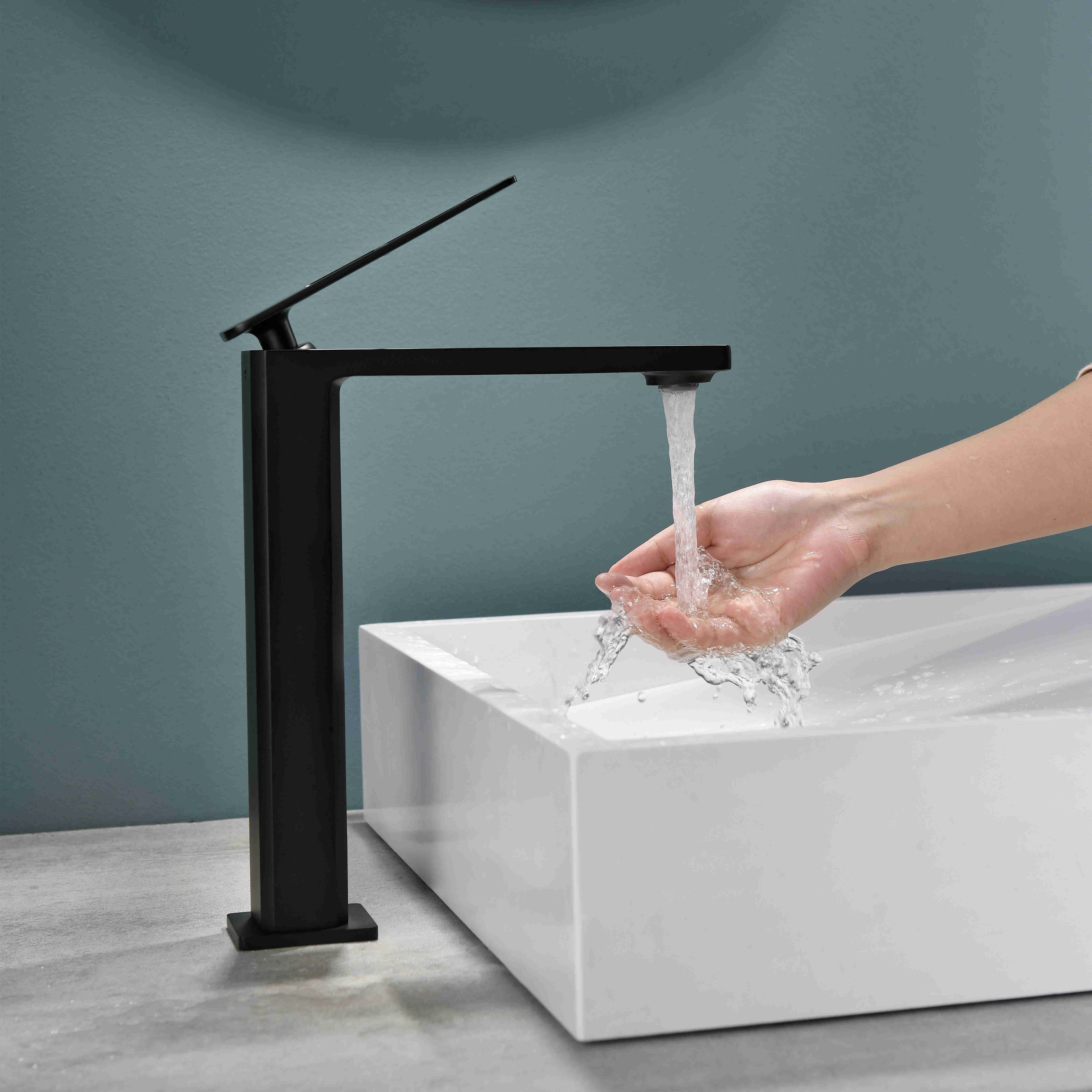 Grifo alto para lavabo 600206MB