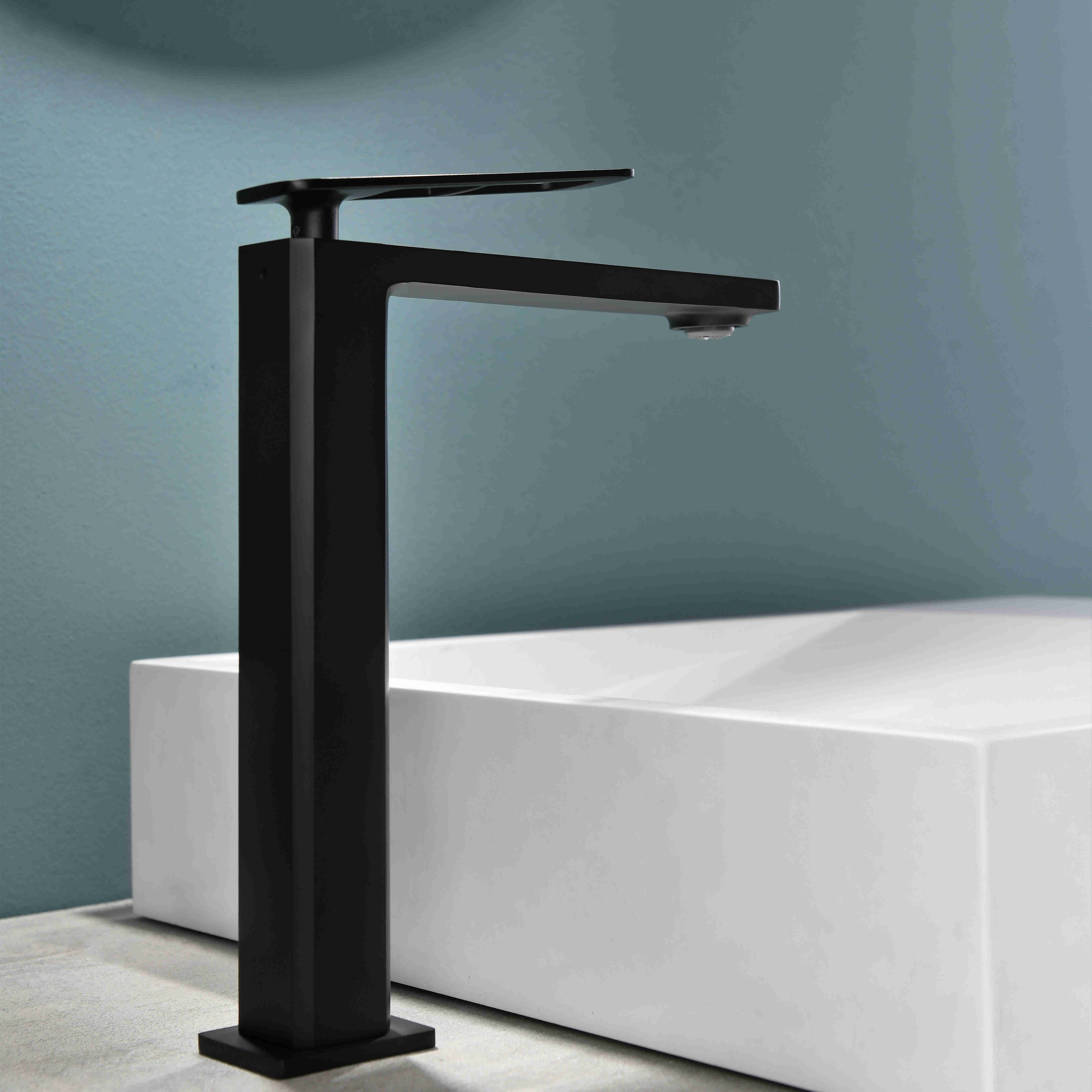 Grifo alto para lavabo 600206MB