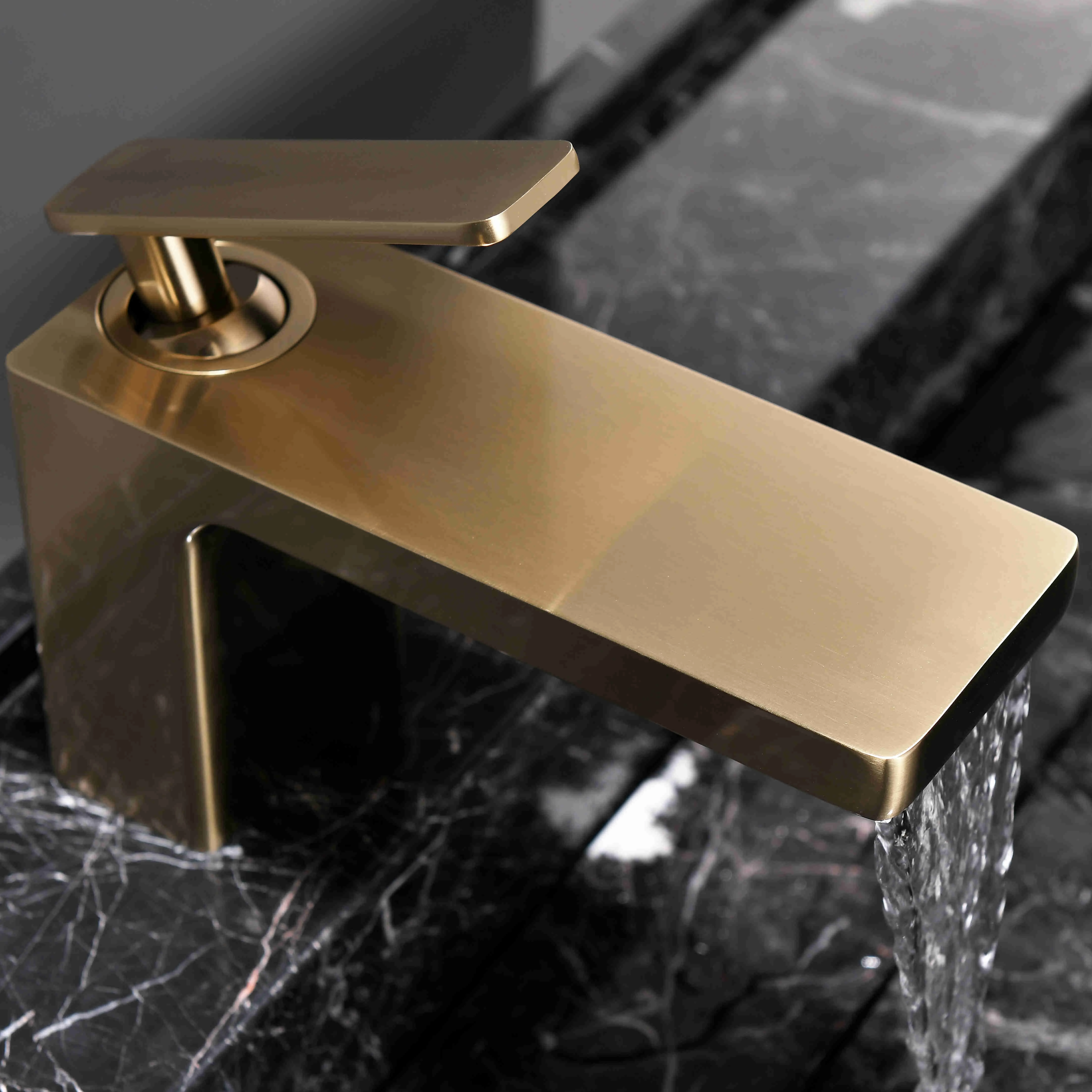 Grifo para lavabo 600204BG